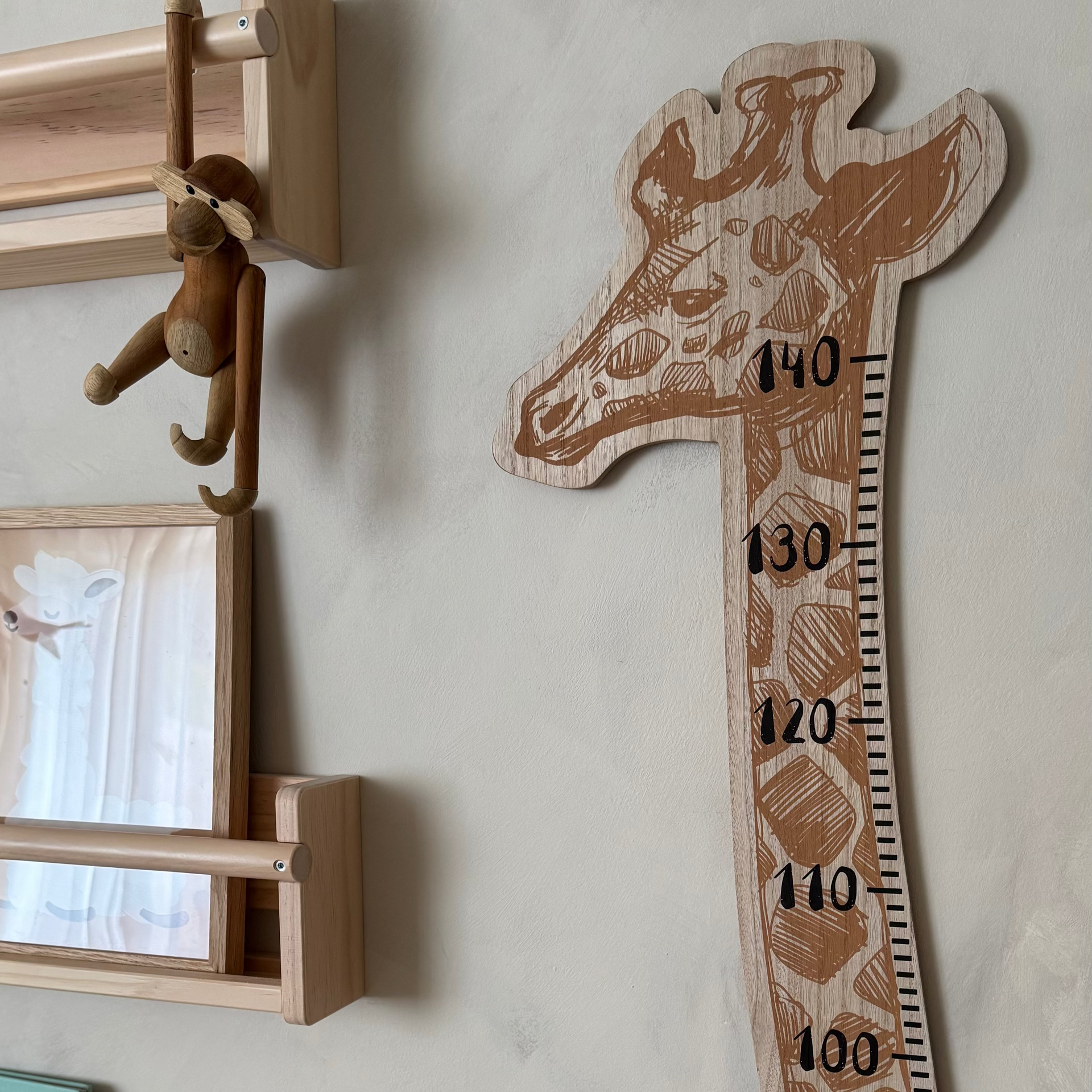 Giraffe Growth Chart - Track Your Little One's Journey